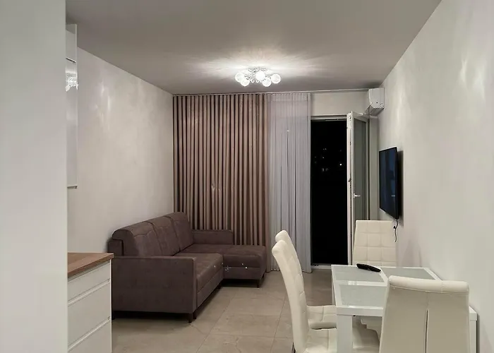 Janickiego 159 Parking Free * Poznań