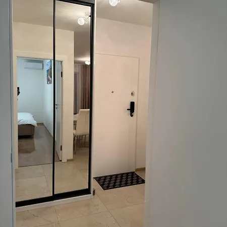 Janickiego 159 Parking Free Apartament