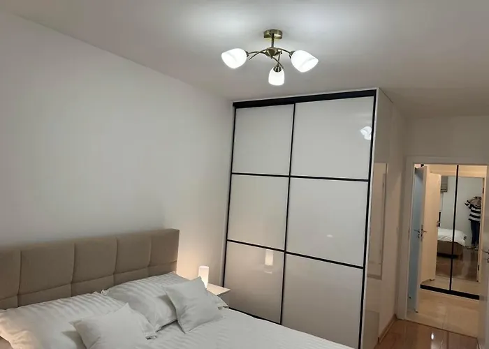 Janickiego 159 Parking Free 포즈난